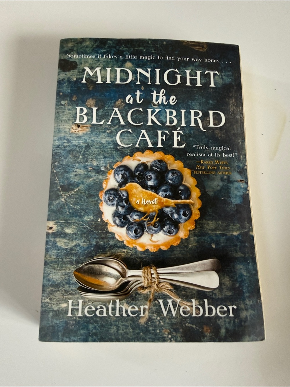 Midnight at the Blackbird Cafe by Heather Webber - Blue Cover